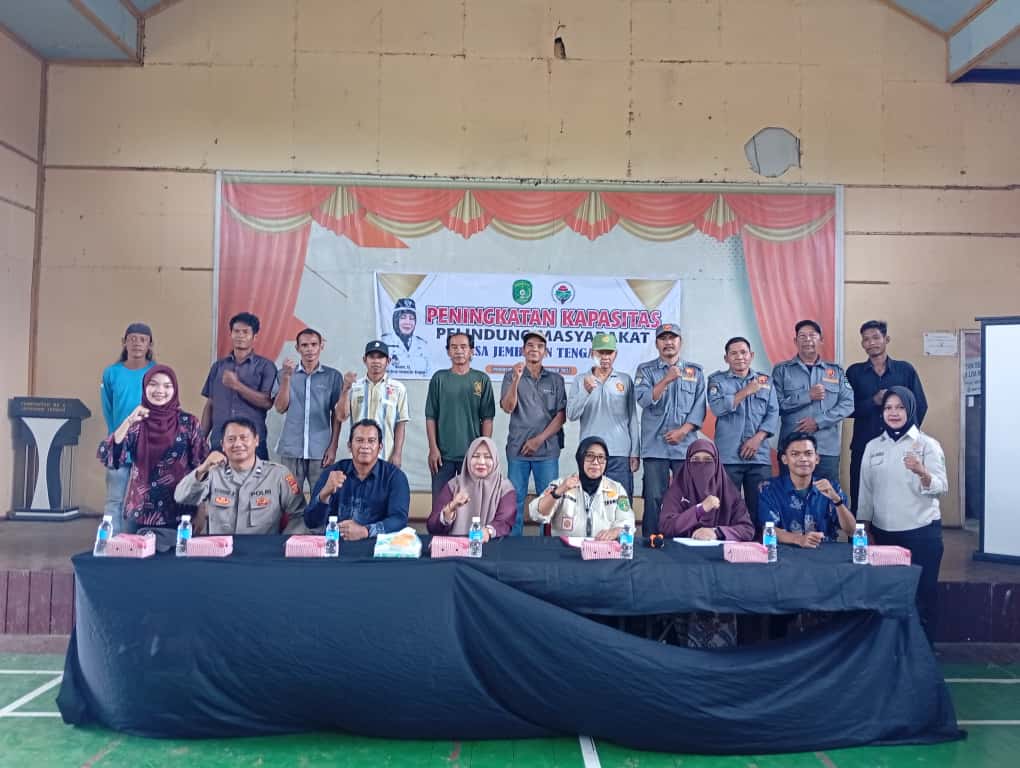 Pelatihan Linmas Desa Jembayan Tengah Tingkatkan Kapasitas Pengamanan Lingkungan