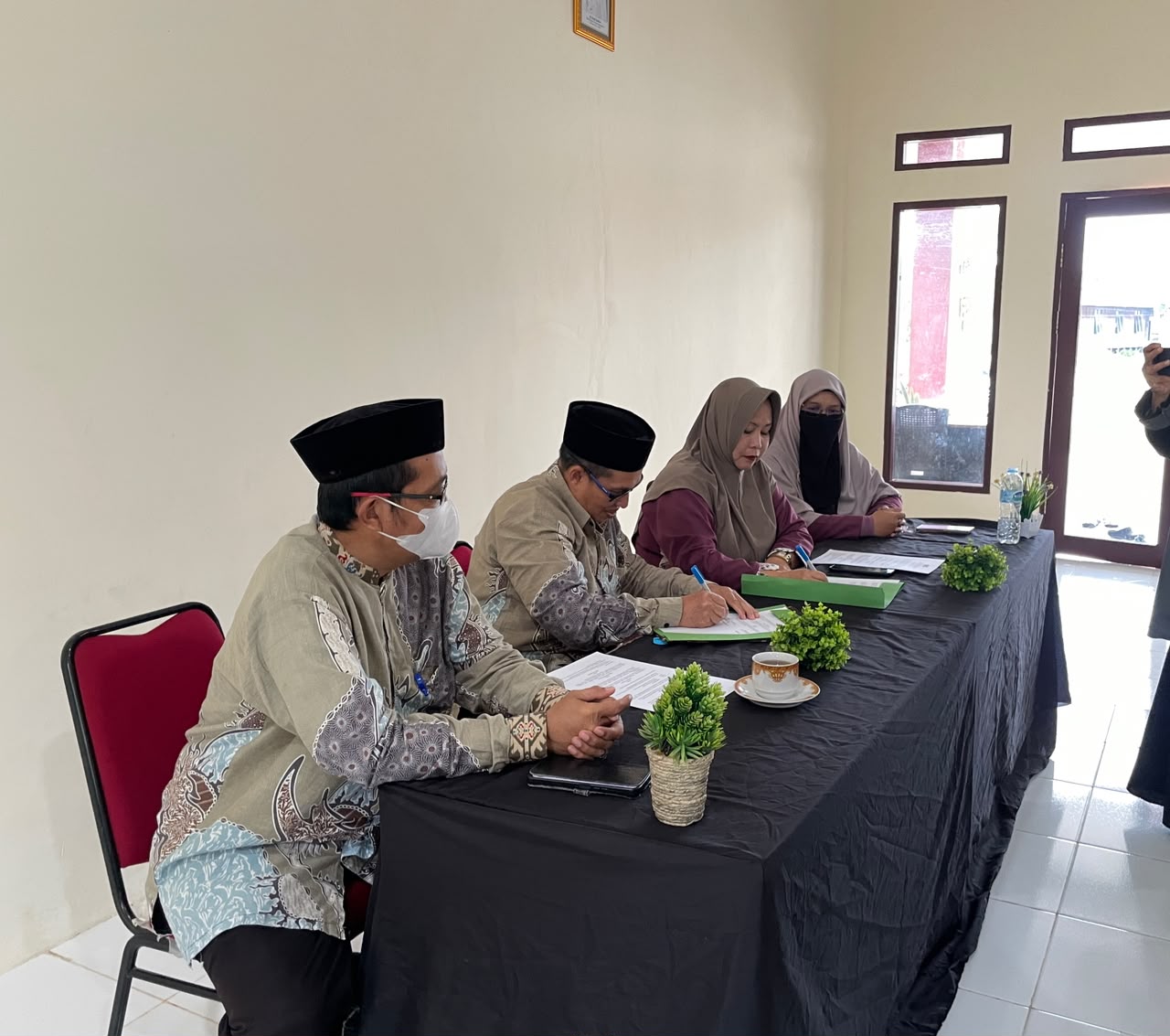 Desa Jembayan Tengah dan KUA Loa Kulu Tandatangani MoU Layanan Keagamaan